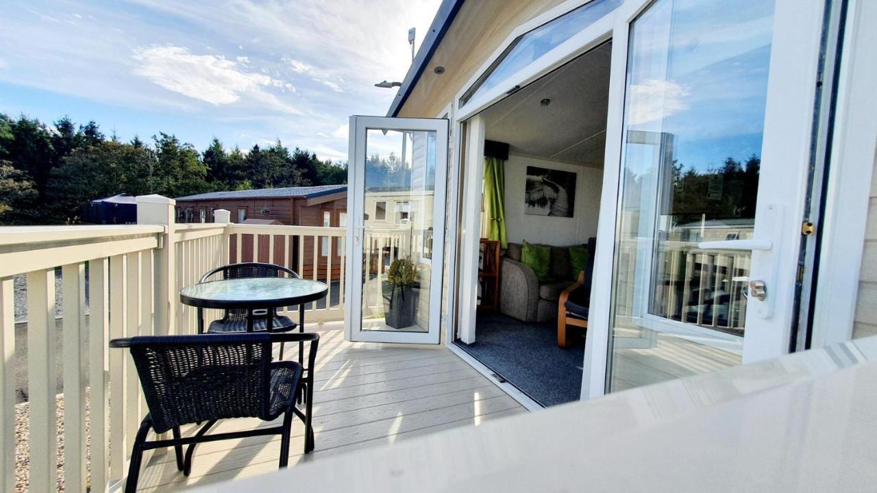 Apple Tree Lodge Hot Tub 3 Bedroom 2 Bars Морпет Екстериор снимка